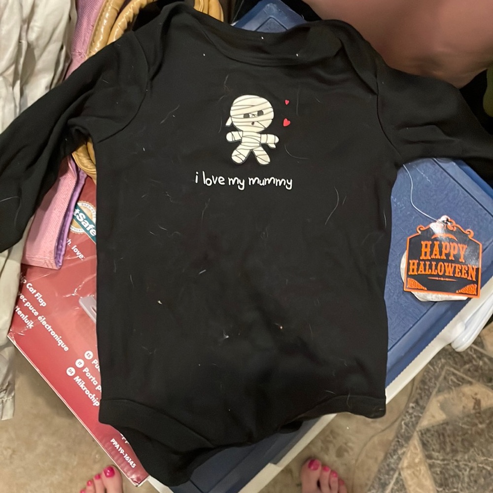 Girls or boys 3-6months I love my mummy long sleeved black onesie brand new tags